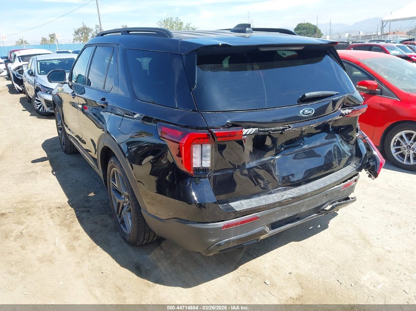 2025 Ford Explorer St-Line