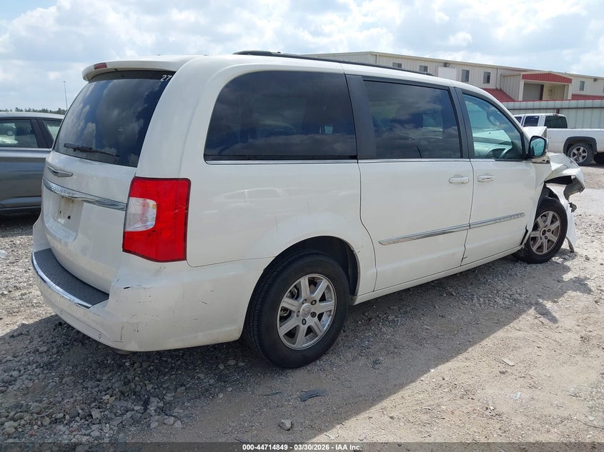 2011 Chrysler Town & Country Touring-L