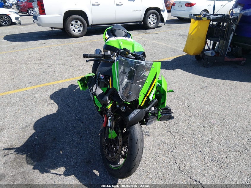 2025 KAWASAKI ZX1002 998 CC(VIN: JKBZXVM11SA010266