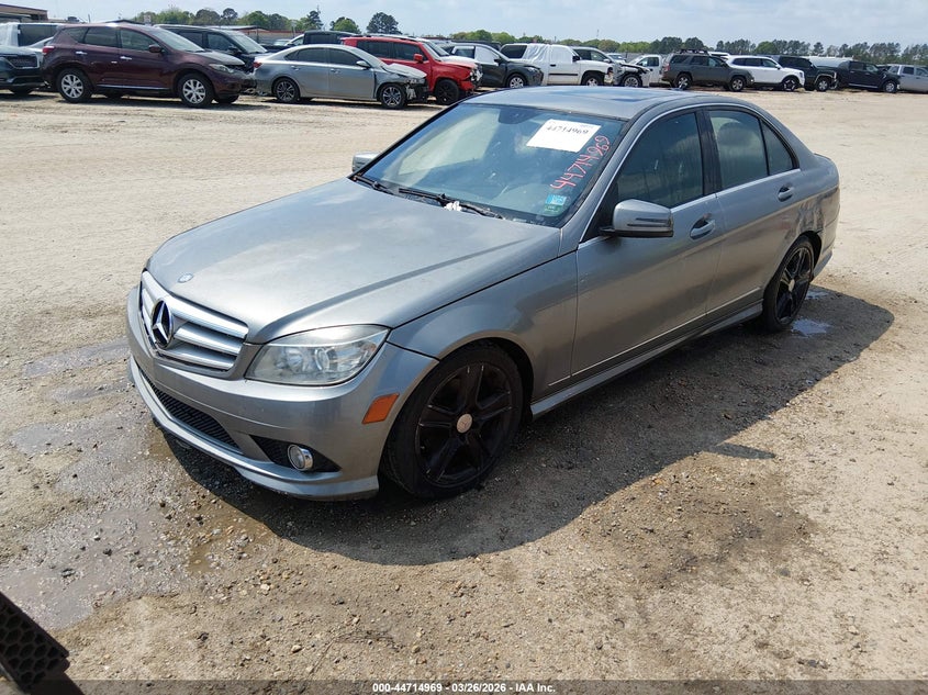 2010 Mercedes-Benz C 300 Luxury 4Matic/Sport 4Matic