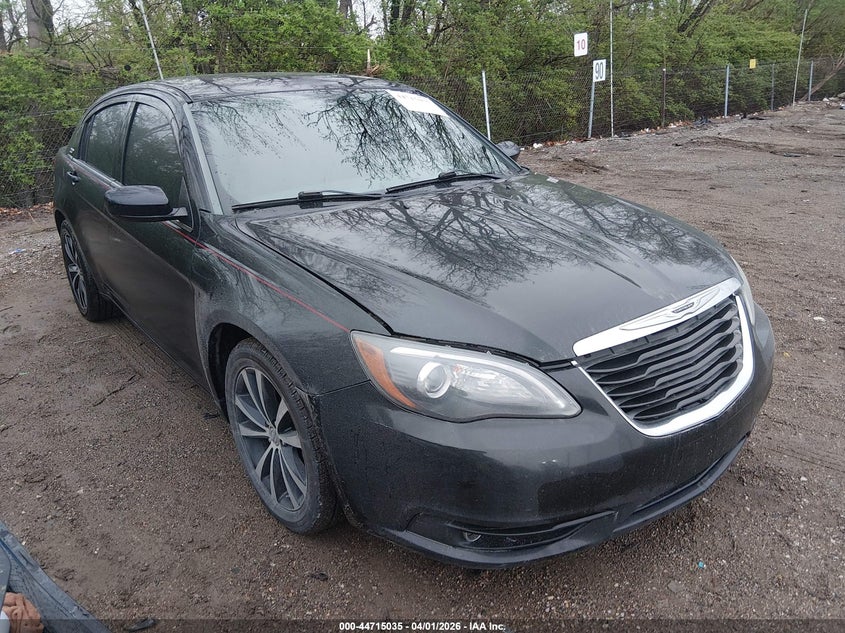 2014 Chrysler 200 Touring