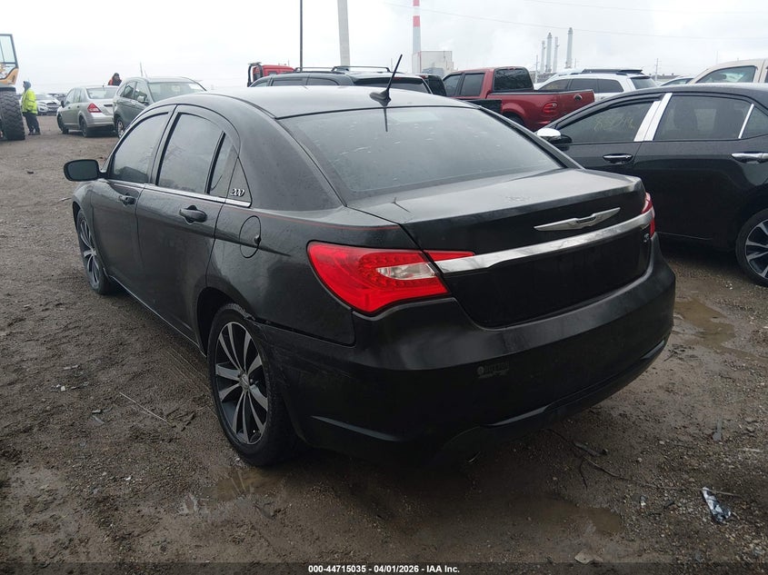 2014 Chrysler 200 Touring