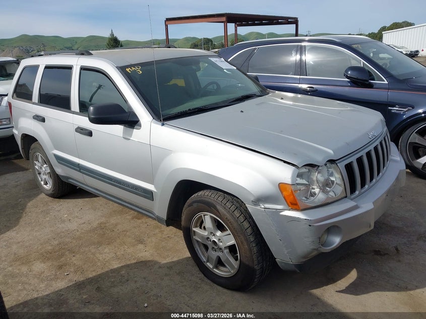 2005 Jeep Grand Cherokee Laredo