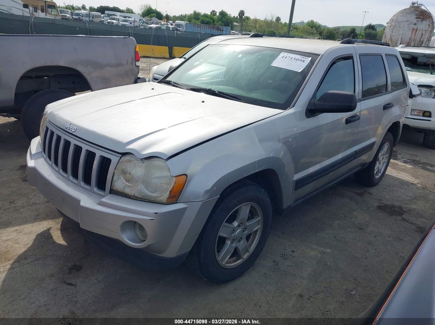 2005 Jeep Grand Cherokee Laredo