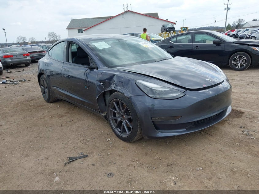 2022 Tesla Model 3 Long Range Dual Motor All-Wheel Drive