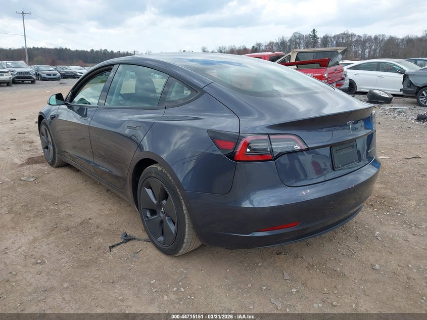 2022 Tesla Model 3 Long Range Dual Motor All-Wheel Drive