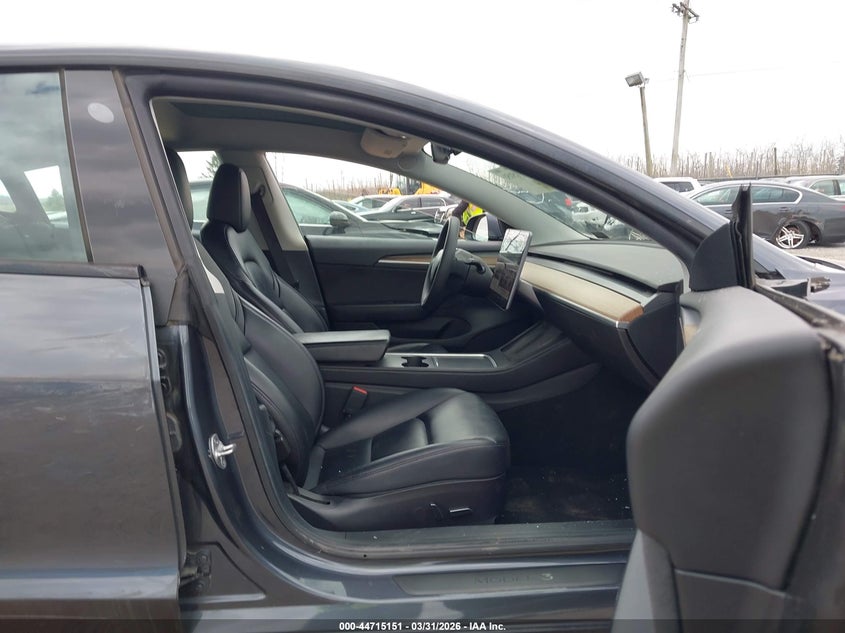 2022 Tesla Model 3 Long Range Dual Motor All-Wheel Drive