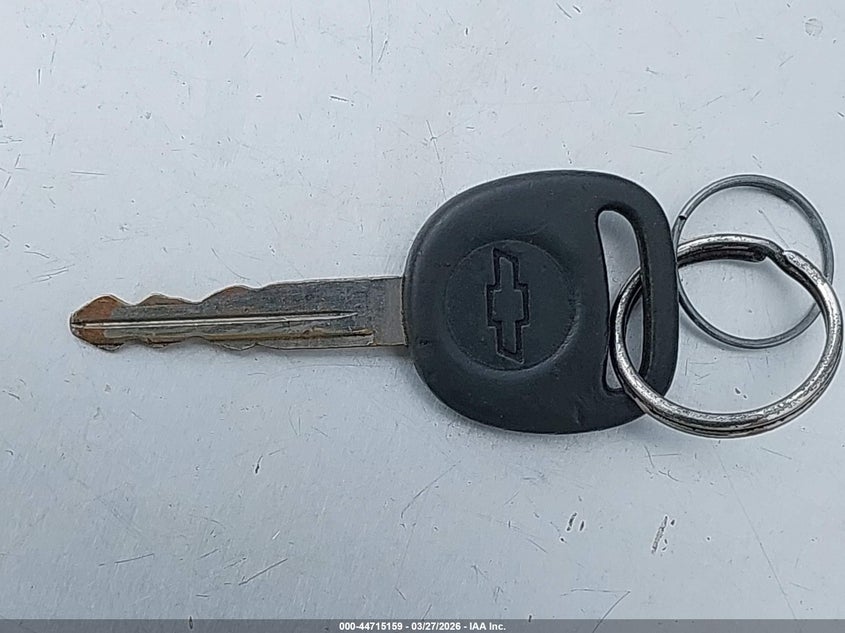 1999 Chevrolet Astro VIN: 1GCDM19W8XB185724 Lot: 44715159