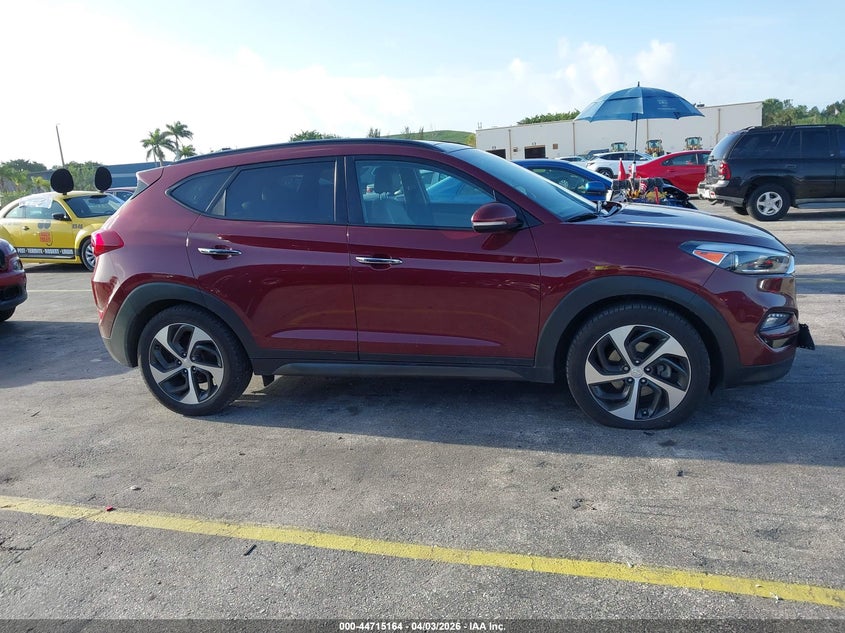 2016 HYUNDAI TUCSON LIMITED · Фото 13