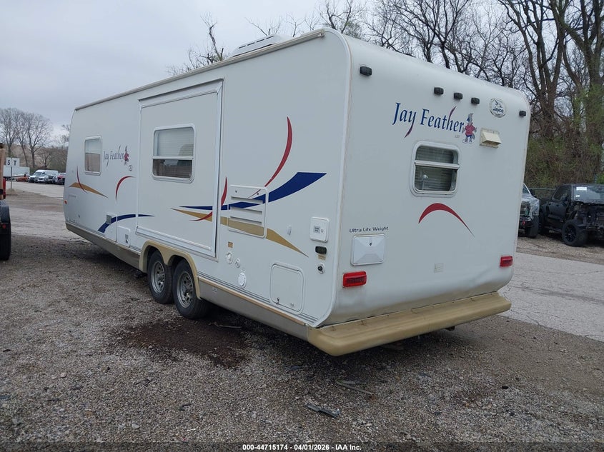 2004 JAYCO JAY FEATHER LGT SERI auction photo 3