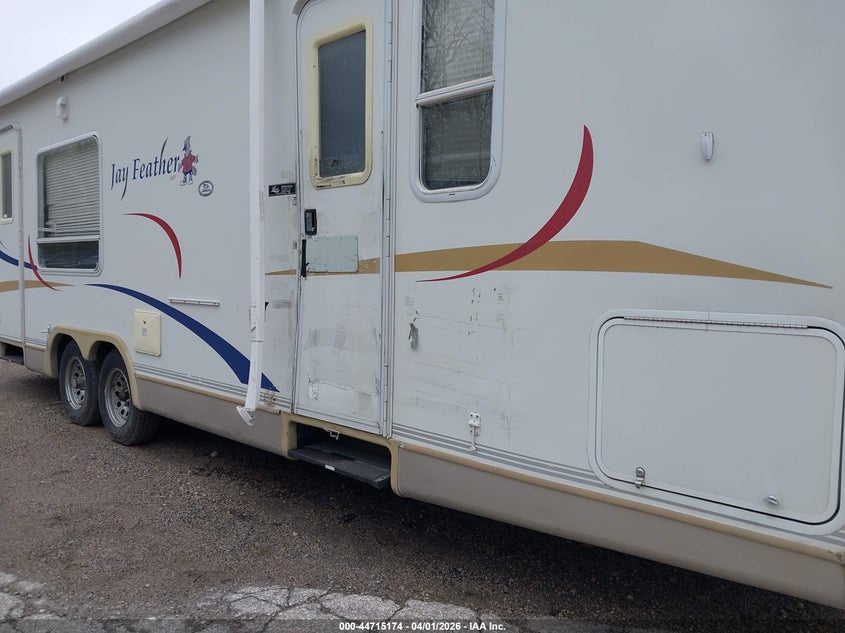 2004 JAYCO JAY FEATHER LGT SERI auction photo 6