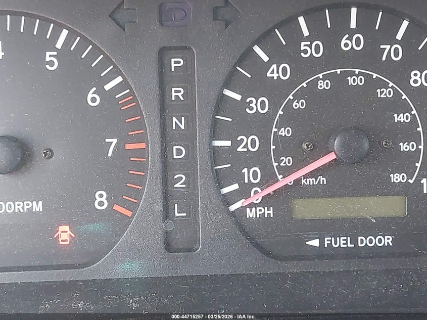 2000 Toyota Sienna Le VIN: 4T3ZF13C7YU192574 Lot: 44715257