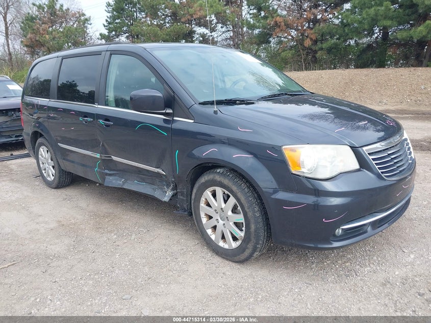 2014 Chrysler Town & Country Touring