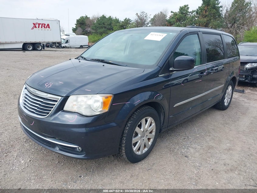 2014 Chrysler Town & Country Touring