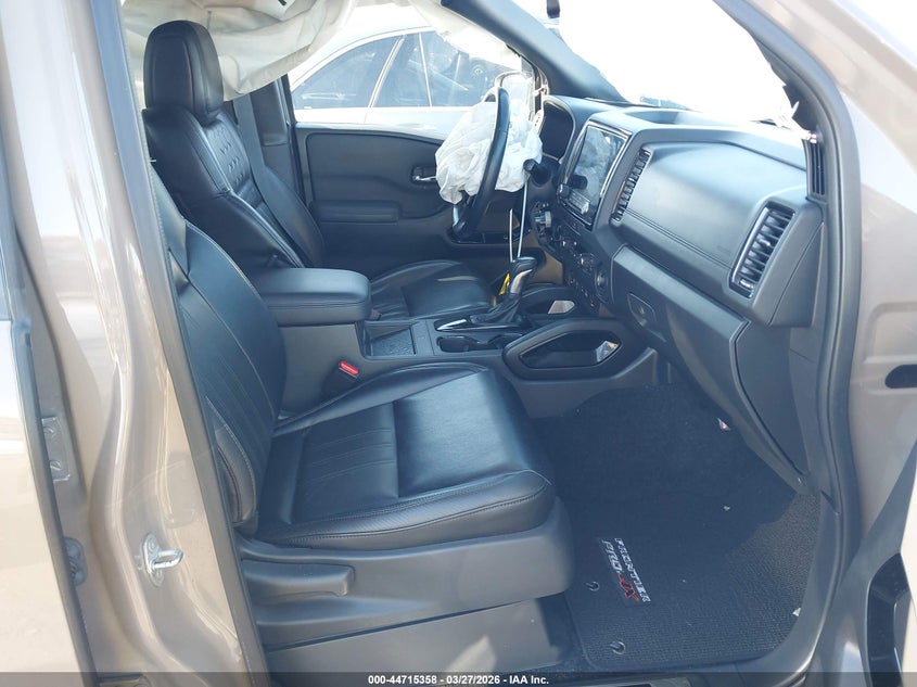 2022 Nissan Frontier Pro-4X 4X4