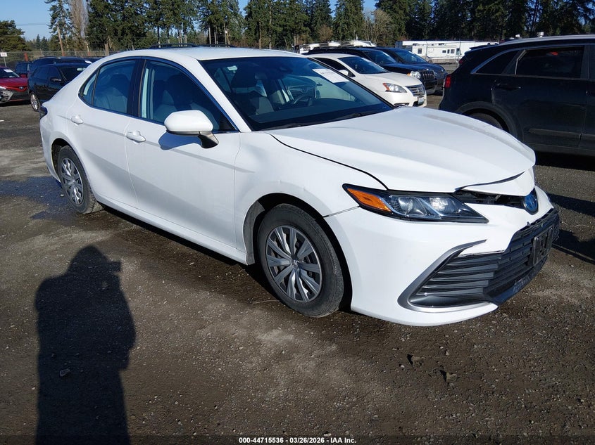 2022 Toyota Camry Le Hybrid
