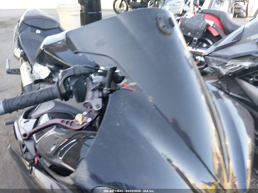 2011 Yamaha Yzfr1 VIN: JYARN23E0BA011102 Lot: 44715642