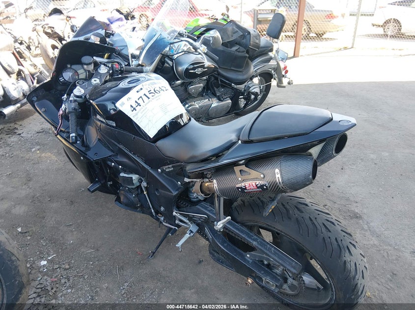 2011 Yamaha Yzfr1 VIN: JYARN23E0BA011102 Lot: 44715642
