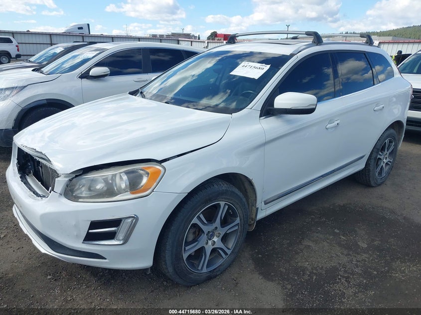 2014 Volvo Xc60 T6/T6 Platinum/T6 Premier Plus/T6 R-Design/T6 R-Design Platinum/T6 R-Design Premier Plus