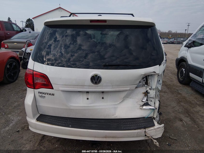 2012 Volkswagen Routan Se VIN: 2C4RVABG6CR136345 Lot: 44715785