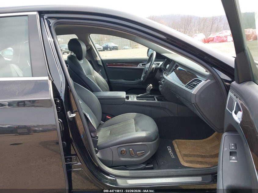 2015 Hyundai Genesis 3.8