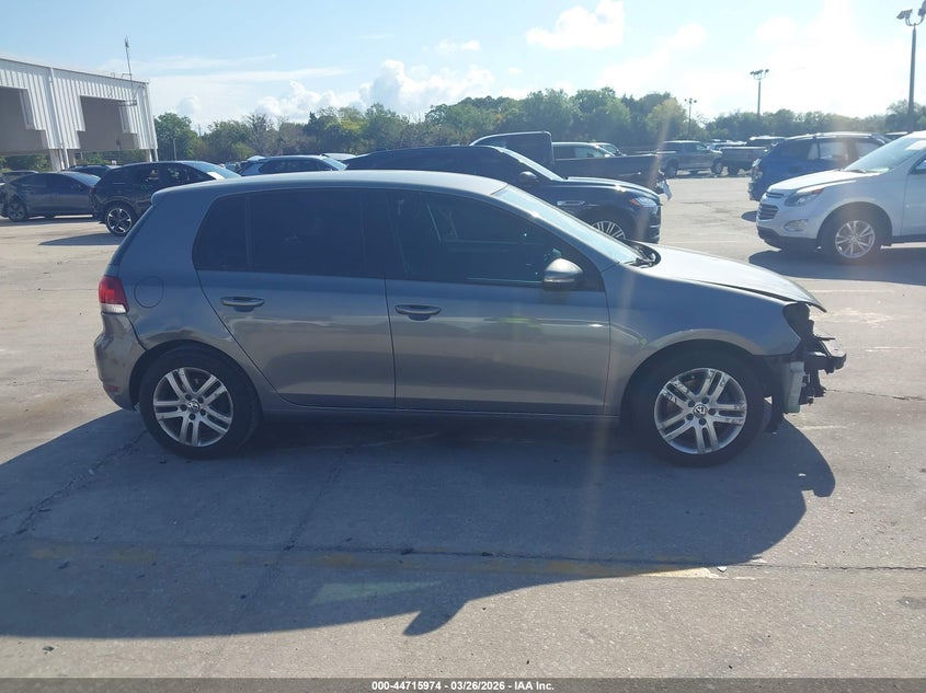 2010 Volkswagen Golf 4-Door VIN: WVWDA7AJ1AW357152 Lot: 44715974