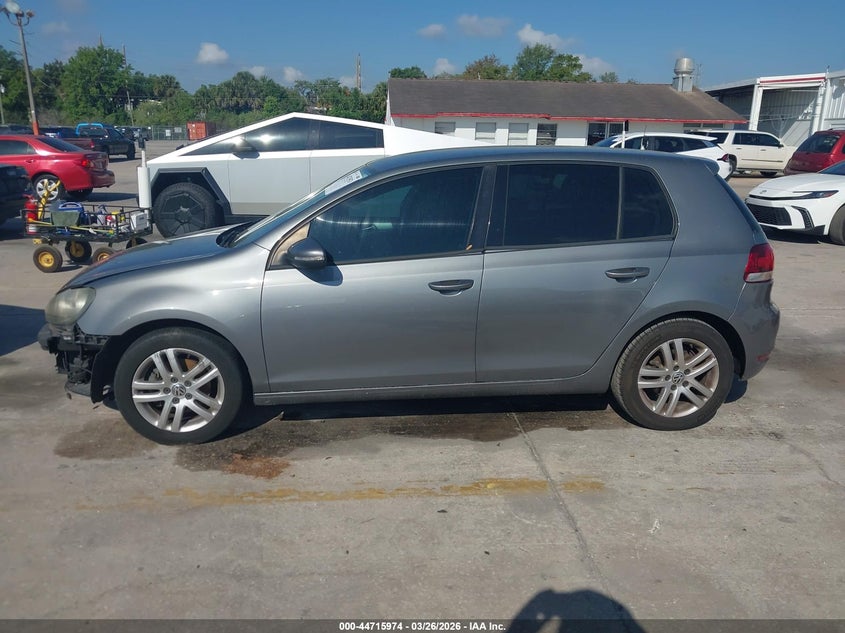 2010 Volkswagen Golf 4-Door VIN: WVWDA7AJ1AW357152 Lot: 44715974