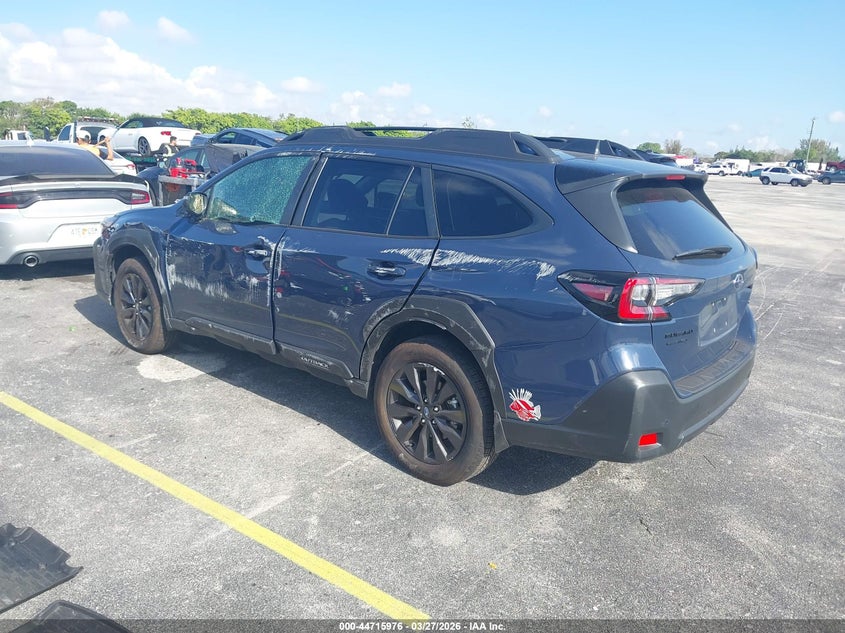 2025 SUBARU OUTBACK auction photo 3