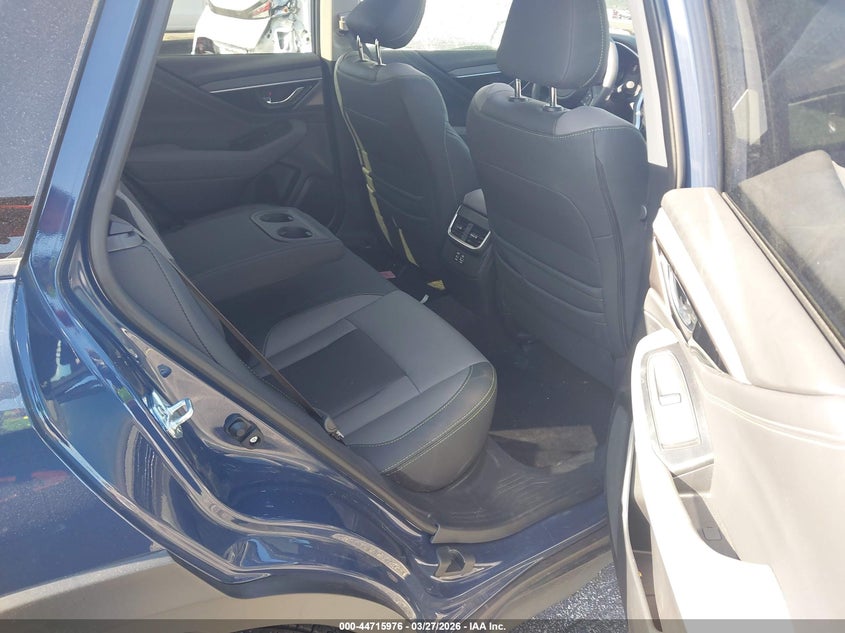 2025 SUBARU OUTBACK auction photo 8