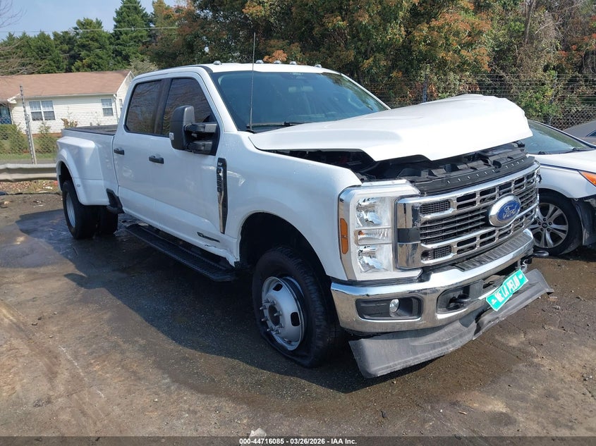 2024 FORD F-350 XLT