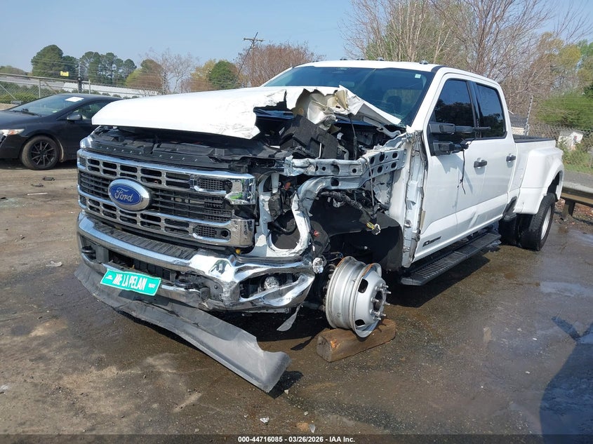 2024 FORD F-350 (VIN: 1FT8W3DT8RED41623
