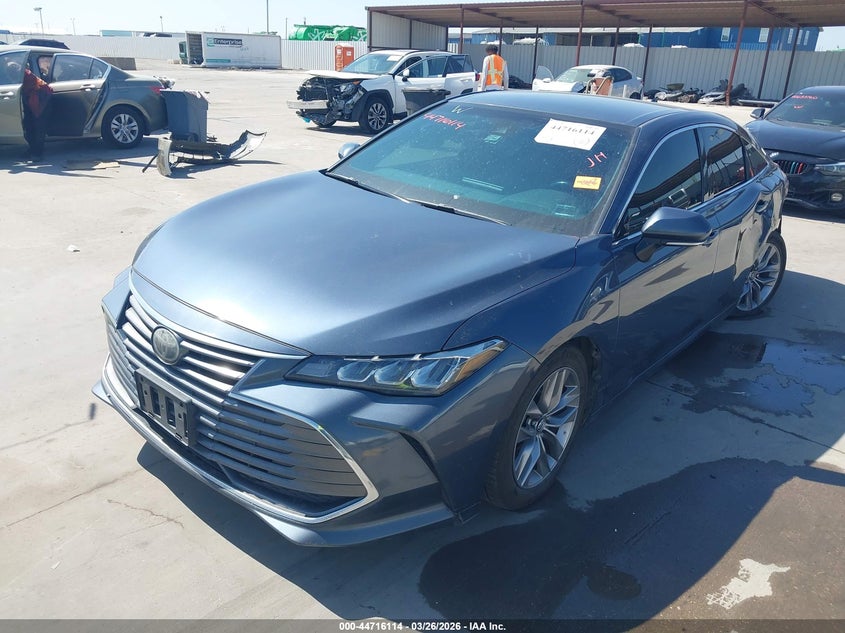 2019 Toyota Avalon Xle