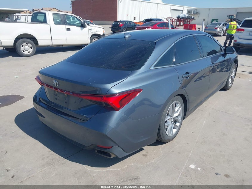2019 Toyota Avalon Xle