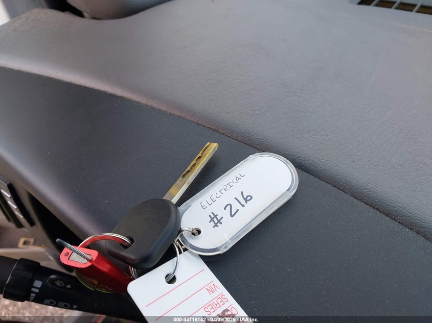 2019 GMC Savana 2500 Work Van VIN: 1GTW7AFG0K1367798 Lot: 44716142