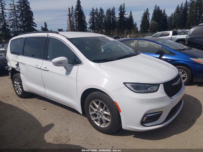 2022 Chrysler Pacifica Touring L