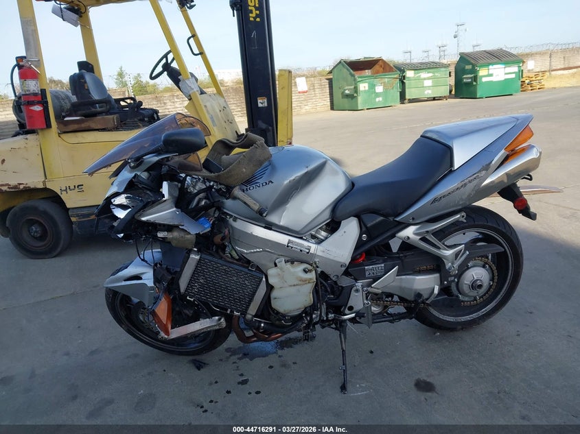 2005 Honda Vfr800 VIN: JH2RC46175M700417 Lot: 44716291
