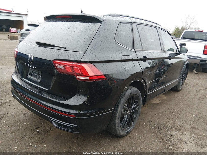 2022 Volkswagen Tiguan 2.0T Se R-Line Black