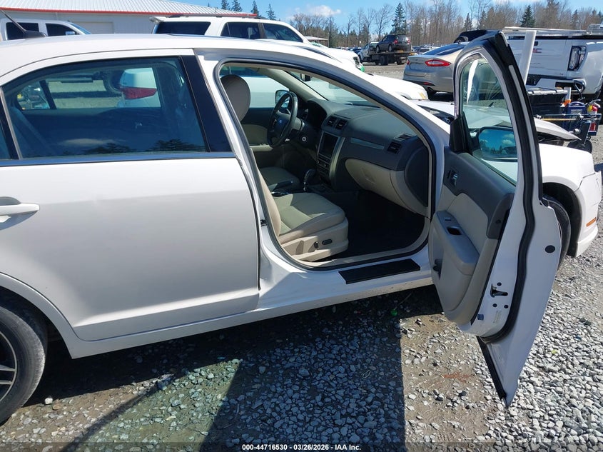 2012 Ford Fusion 2.5 Hybrid white Lot 111044716530 Vin 3FADP0L34CR349403