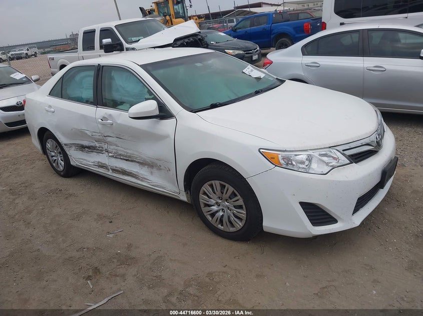 2014 Toyota Camry Le