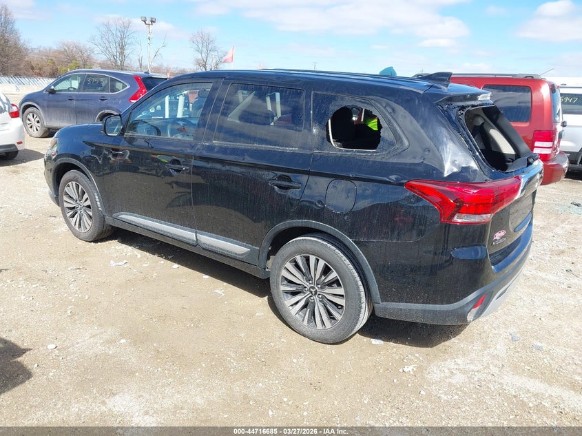 2019 Mitsubishi Outlander Es