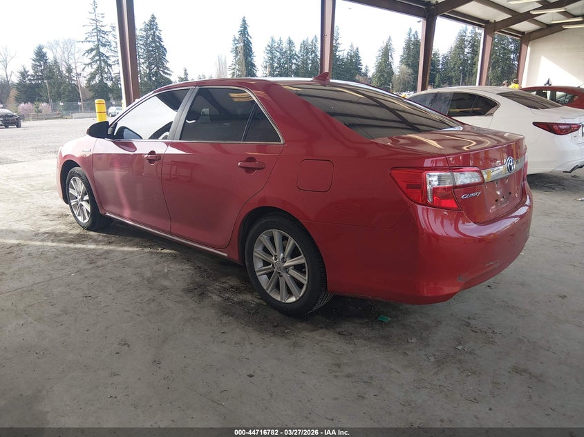 2014 Toyota Camry Hybrid Xle