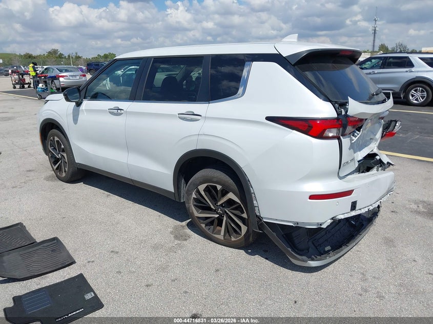 2024 Mitsubishi Outlander Se 2.5 2Wd