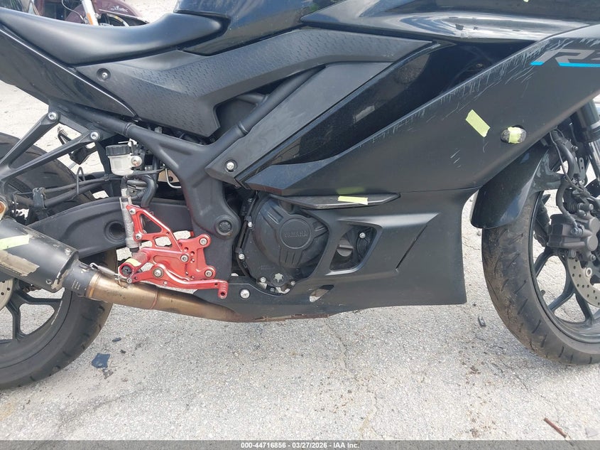 2023 YAMAHA YZFR3 auction photo 8