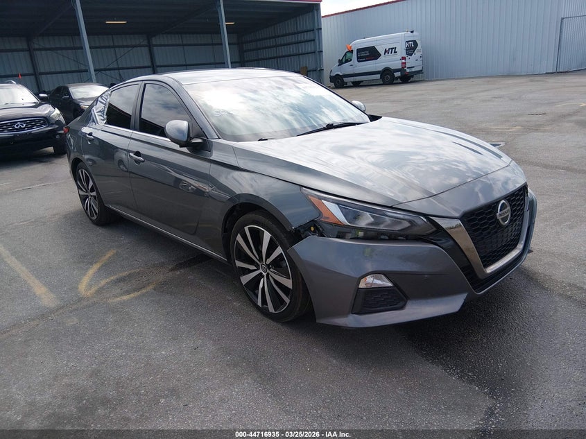 2020 Nissan Altima Sr Fwd