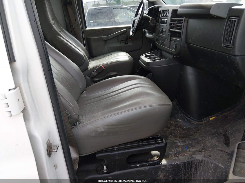 2022 GMC Savana Cargo Rwd 2500 Regular Wheelbase Work Van