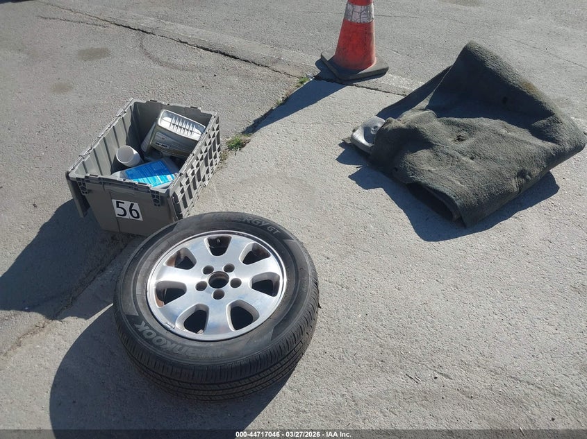 2002 Honda Odyssey Ex-L VIN: 2HKRL18752H567364 Lot: 44717046