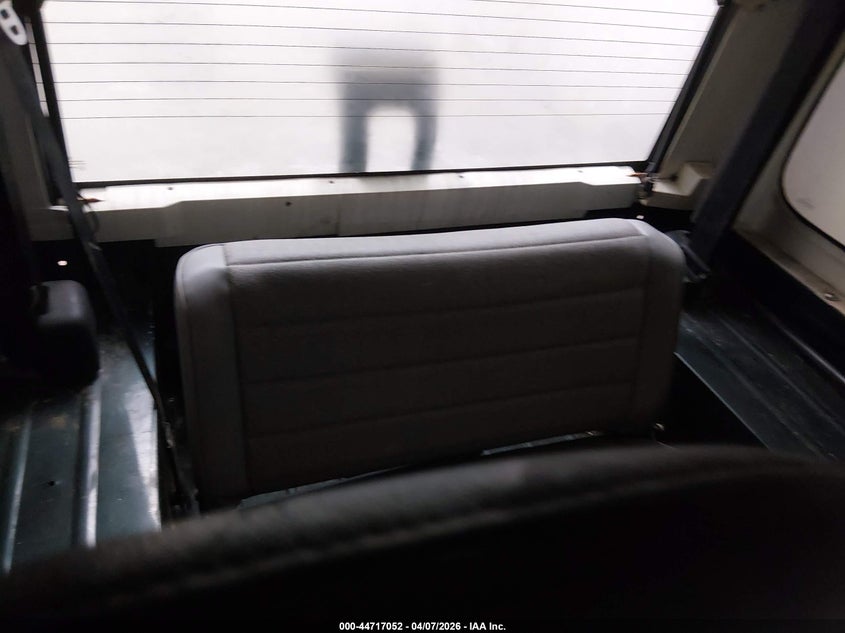 1994 Jeep Wrangler / Yj S VIN: 1J4FY19P7RP463700 Lot: 44717052