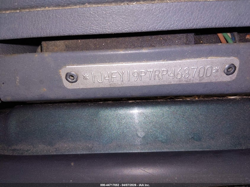1994 Jeep Wrangler / Yj S VIN: 1J4FY19P7RP463700 Lot: 44717052