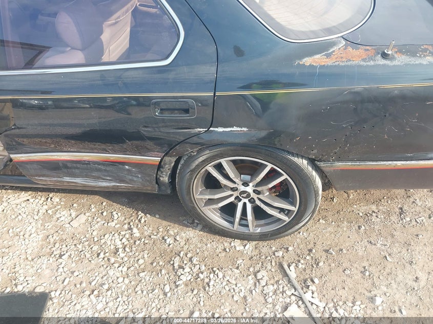 1992 Lexus Ls 400 VIN: JT8UF11E6N0116616 Lot: 44717289