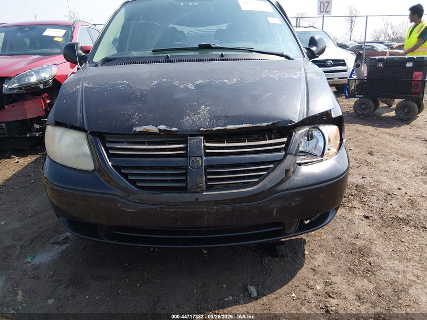 2005 Dodge Caravan Sxt